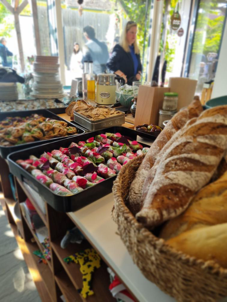 A8689704-A00D-4175-A7F3-7D5E9452263C